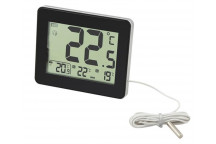 IN AND OUTDOOR THERMOMETER