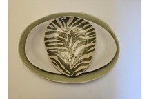 GINGHAM CERAMIC OVAL ASSORTED 3PIECE PLATE SET 43X30CM
