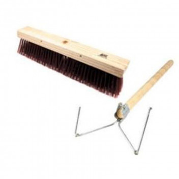 ACADEMY MILLENNIUM 610MM SYNTHETIC PLATFORM BROOM BROWN - WITH HANDLE