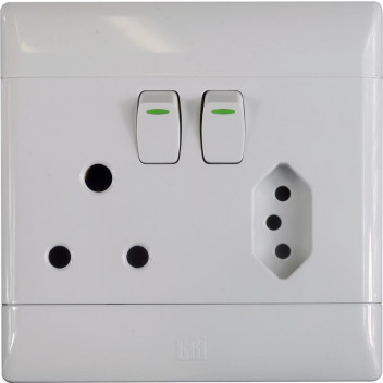 CBI WHITE SA AND EU COMBI OUTLET SOCKET SWITCH 100X100