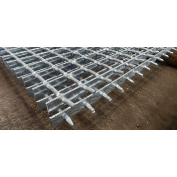 GALVANISED LIGHT GRATING 20X3MM 2400X1200MM