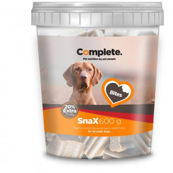 COMPLETE SEMI MOIST PEANUT BUTTER BITES DOG TREAT 600G