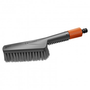 GARDENA HANDHELD WASH BRUSH FOR SMALL SPACES