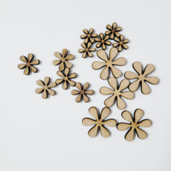 15PIECE ASSORTED WOODEN FLOWERS