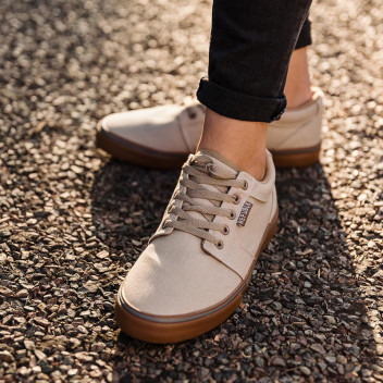 REPUBKL NASSAU SNEAKER NO 11