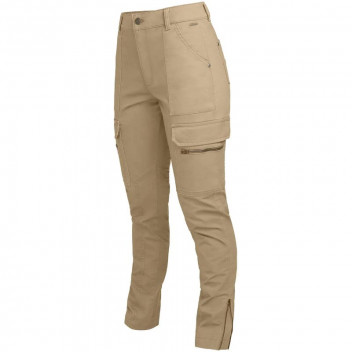 THE LADIES KALAHARI CARGO PANTS ARE DESIGNED TO OFFER A BLEND OF DURABILITY AND