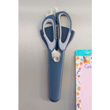 SCISSORS KITCHEN   19274    INCL PROTECTIVE COVER AND MAGNET 23CM